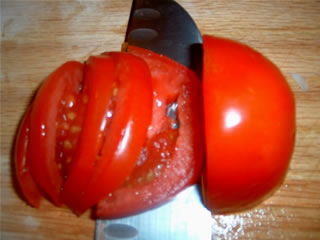 cut-tomato.jpg